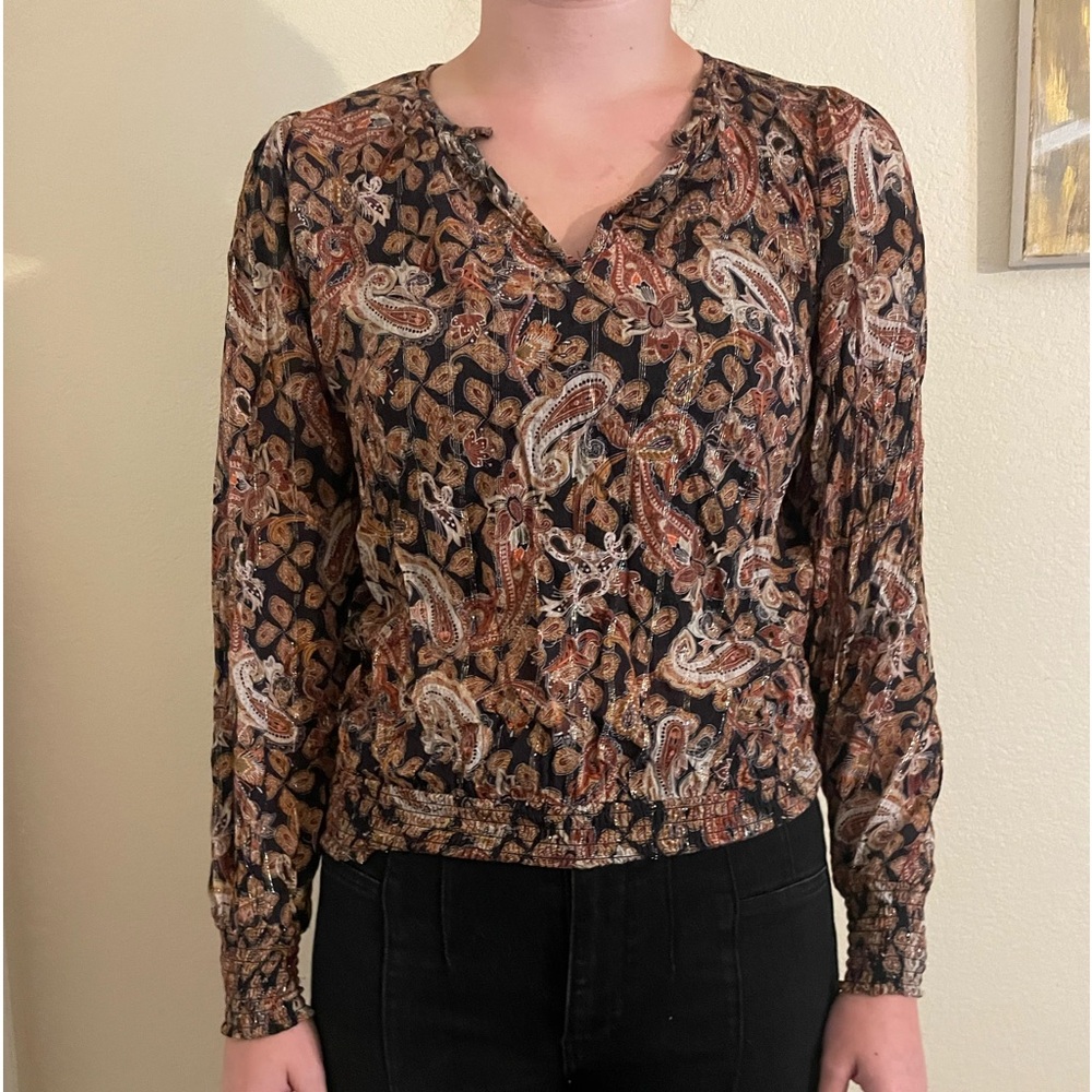 Roan & Ryan blouse
Evereve
Multicolored 
Size Smallll
